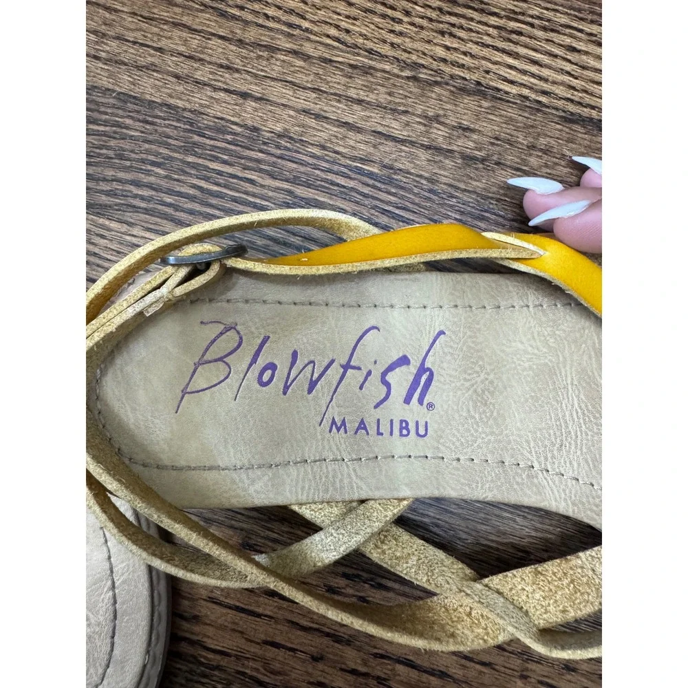 Blowfish Malibu Womens Yellow Strappy Thong Sandals Buckle Ankle Strap 9.5